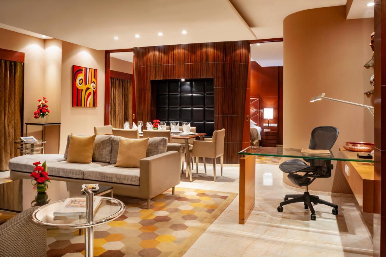 Taj Chandīgarh Zewnętrze zdjęcie Suite at the Taj Mahal Palace, Mumbai
