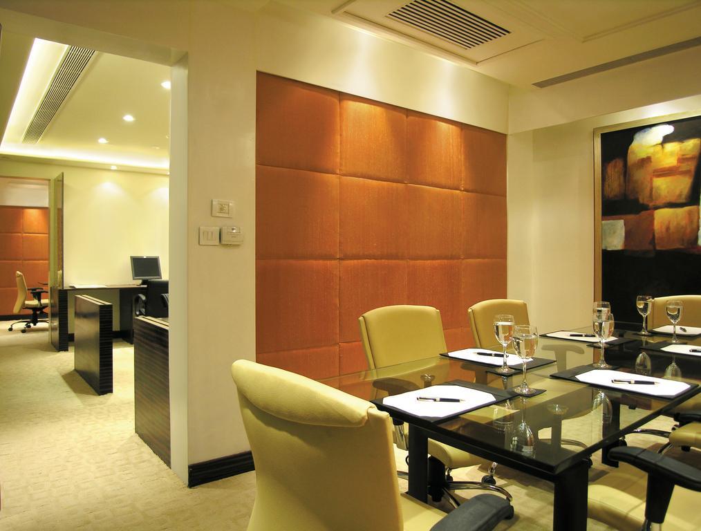 Taj Chandīgarh Zewnętrze zdjęcie Meeting room at the Taj Mahal Palace, Mumbai
